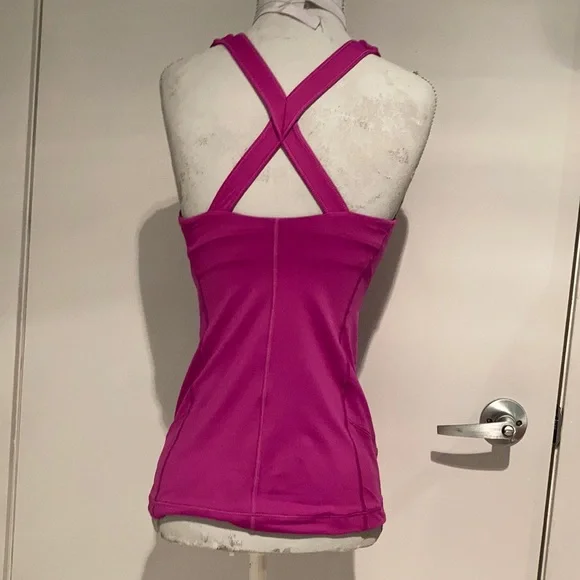 ⭐️2/$35 LULULEMON Tank top XXS - Picture 4 of 6